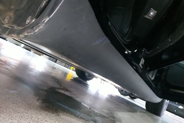 Tesla Model Y 2023 car image #26