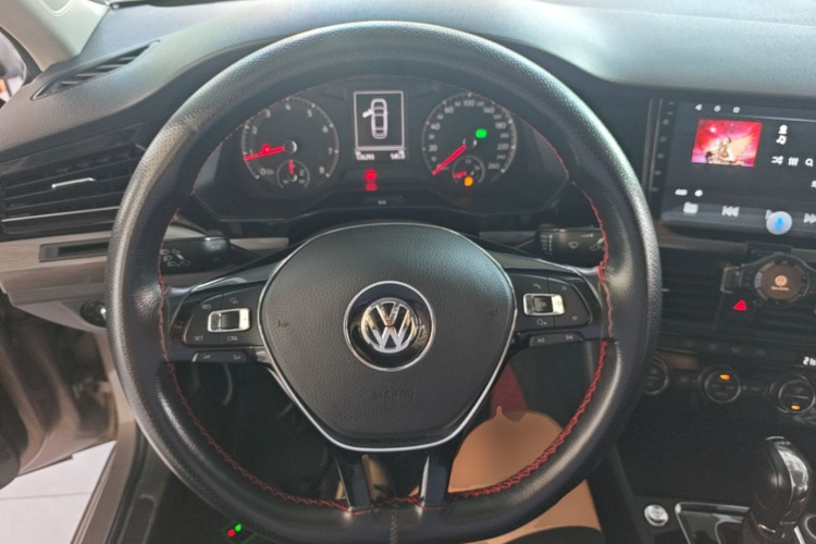 Volkswagen Bora 2019 #11 Volkswagen Bora 2019 car image #11