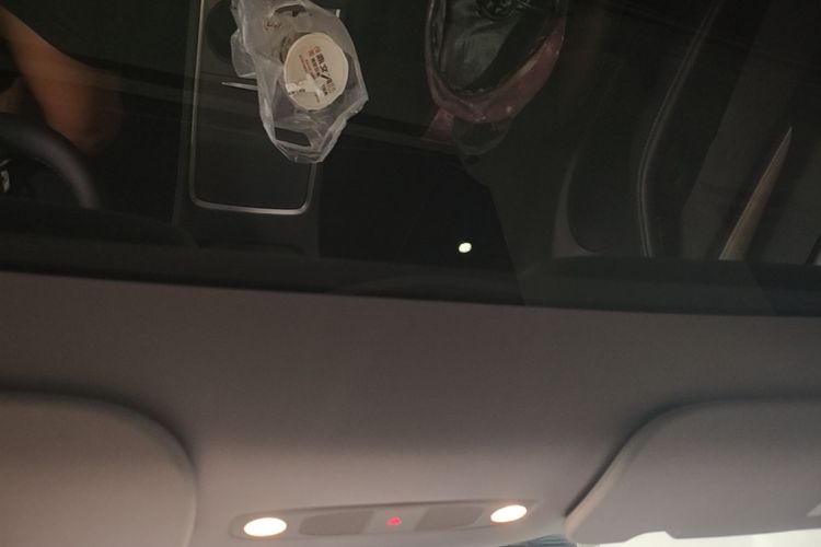 Tesla Model Y 2023 #18 Tesla Model Y 2023 car image #18