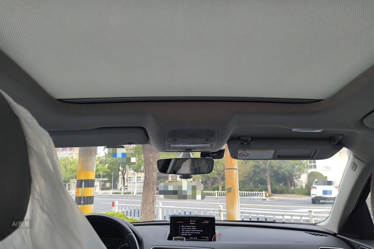 Audi Q3 2016 car image #20