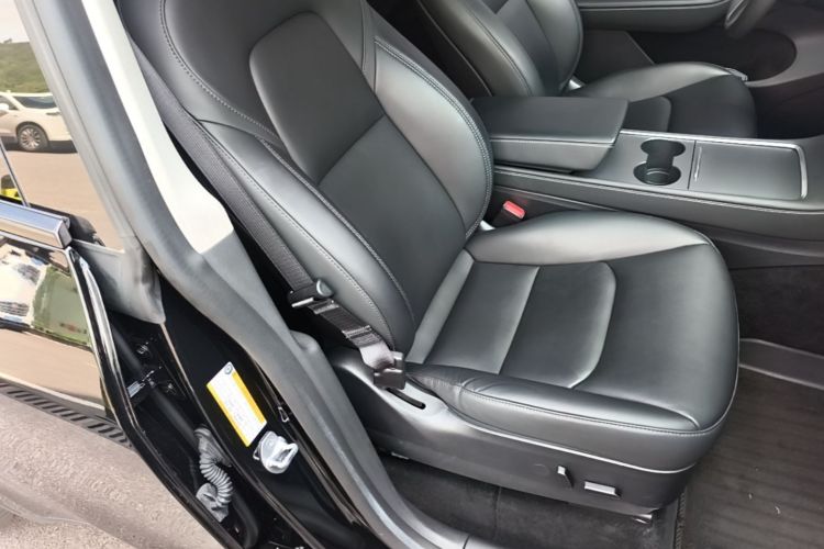 Tesla Model Y 2023 #24 Tesla Model Y 2023 car image #24