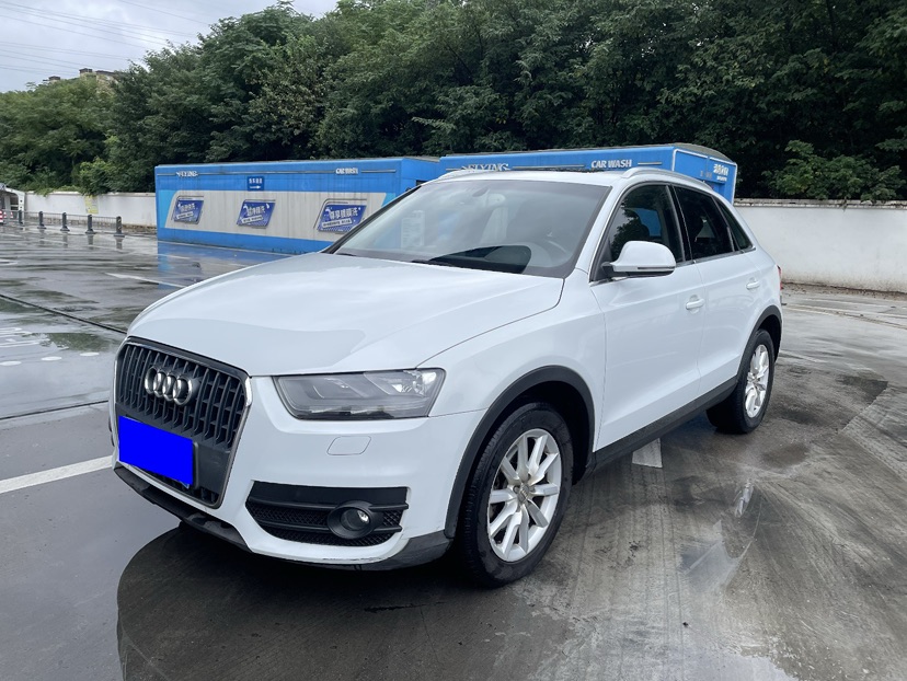 Audi Q3 2015 Audi Q3 2015 car image
