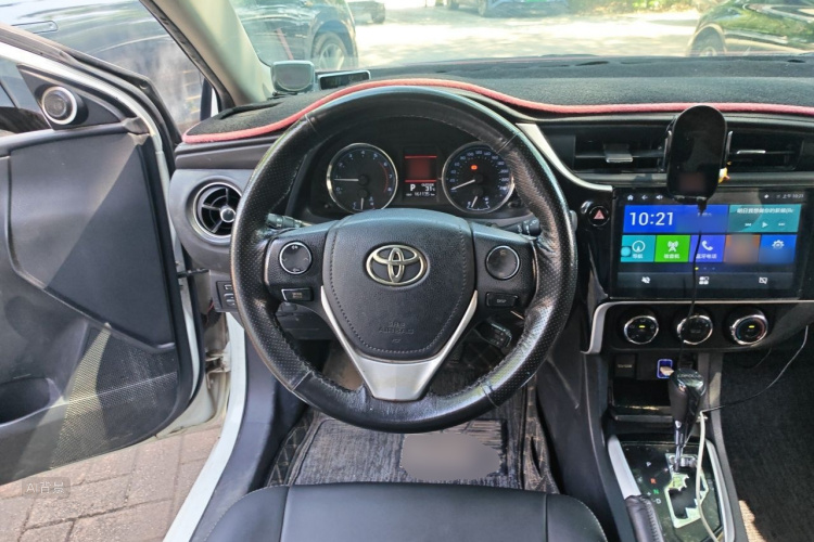 Toyota Corolla 2018 car image #13