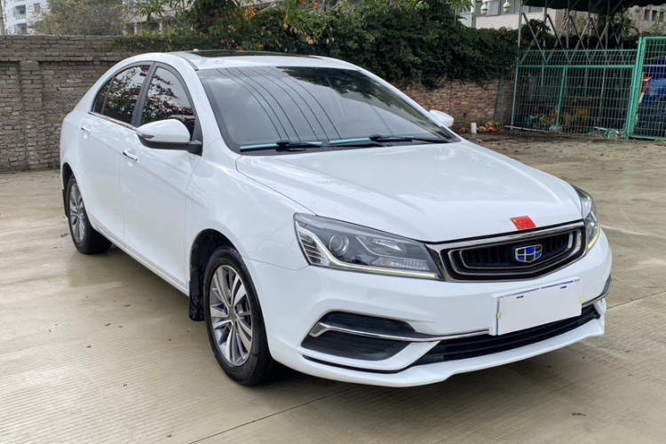 GEELY Emgrand 2019 #5 GEELY Emgrand 2019 car image #5
