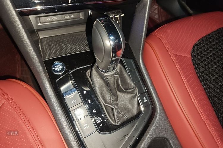 Volkswagen Tharu 2022 car image #16