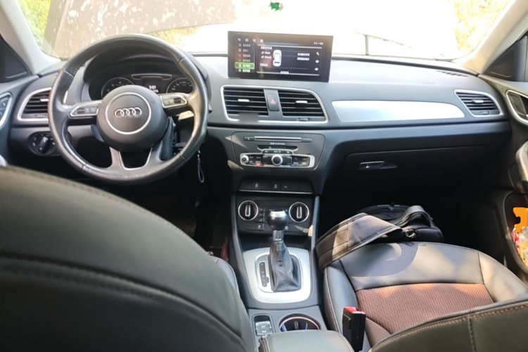 Audi Q3 2017 #10 Audi Q3 2017 car image #10