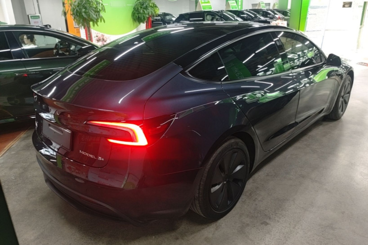 Tesla Model 3 2025 #7 Tesla Model 3 2025 car image #7