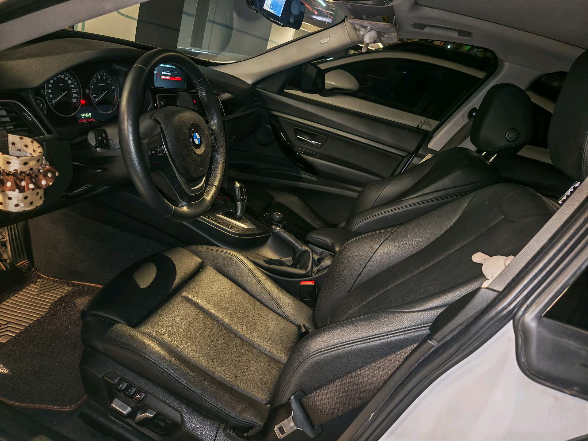 BMW 3 Series GT 2018 car image #3