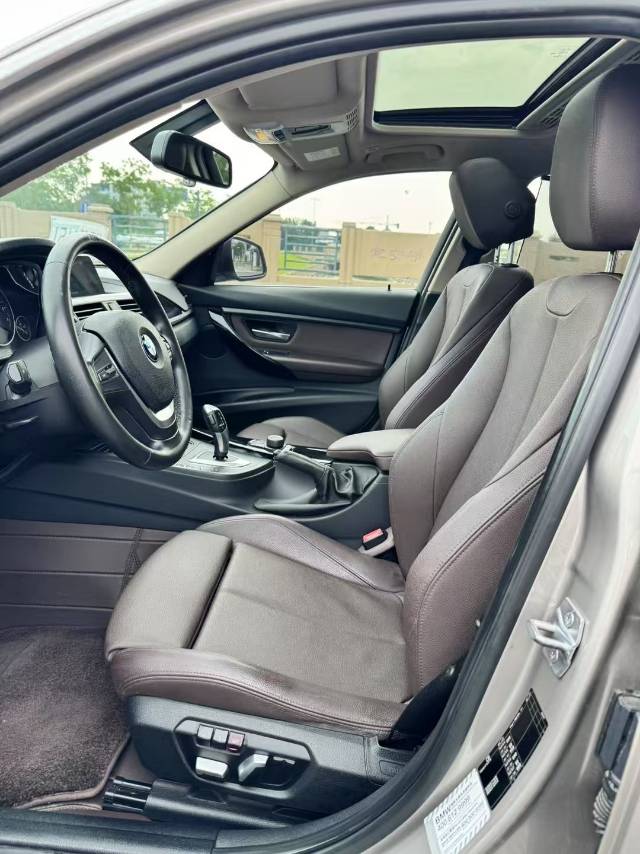 BMW 3 Series 2018 #6 BMW 3 Series 2018 car image #6