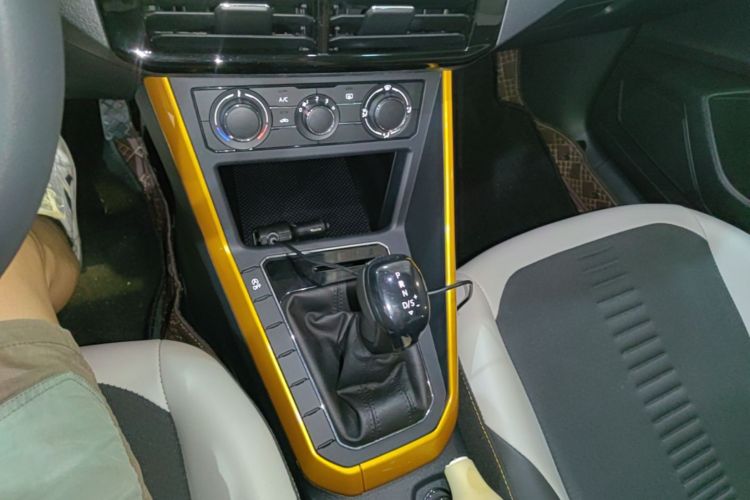 Volkswagen Polo 2019 #14 Volkswagen Polo 2019 car image #14