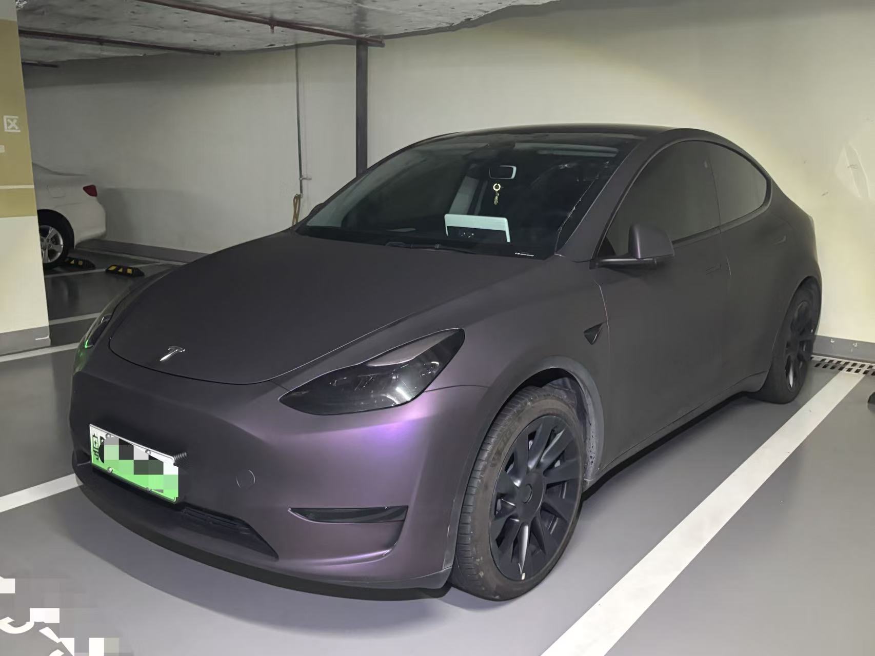 Tesla Model Y 2024 Tesla Model Y 2024 car image