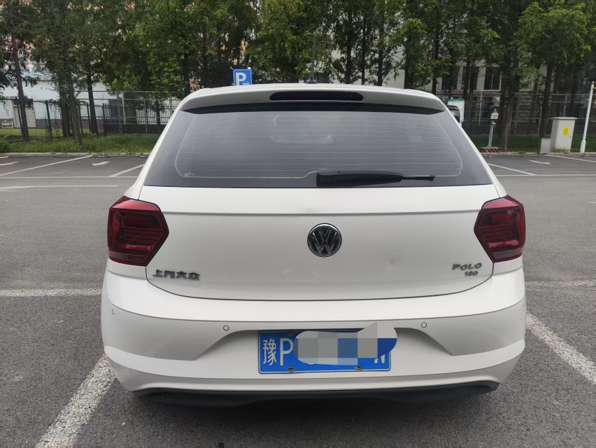Volkswagen Polo 2021 car image #8