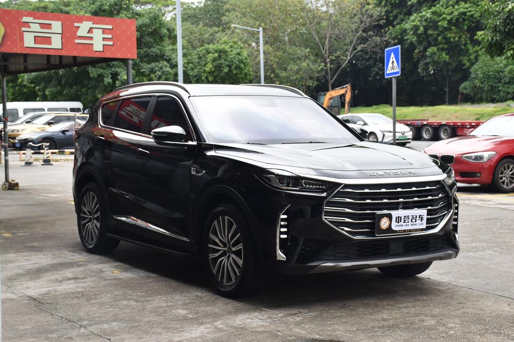Jetour X70 PLUS 2024 car image #3