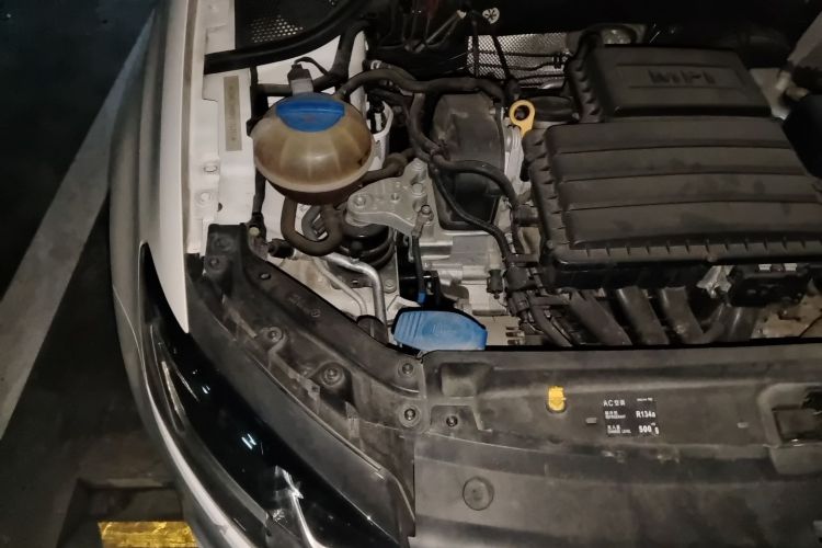 Volkswagen Polo 2017 car image #22