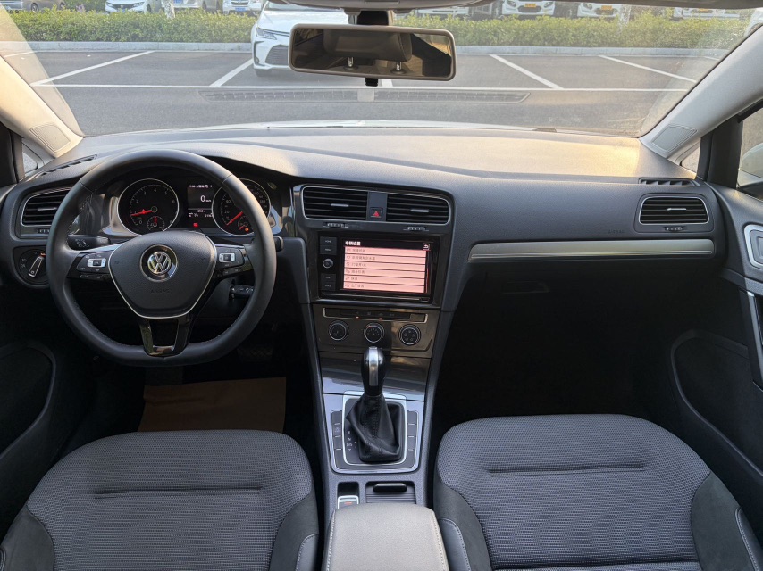 Volkswagen Golf 2019 #8 Volkswagen Golf 2019 car image #8