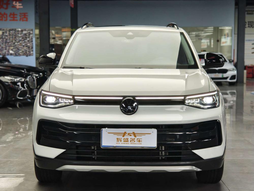 Volkswagen Tharu 2025 #2 Volkswagen Tharu 2025 car image #2