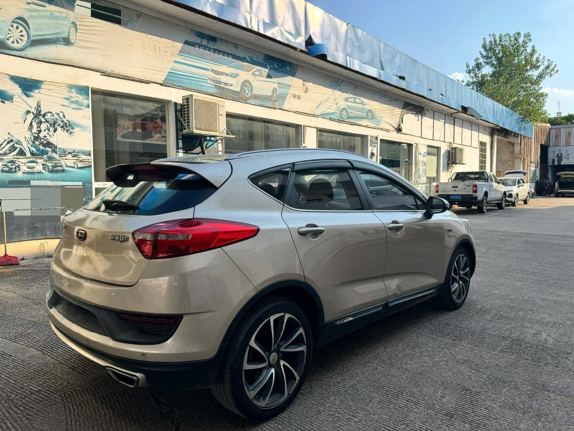 GEELY Emgrand GS 2017 #9 GEELY Emgrand GS 2017 car image #9