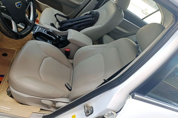 GEELY Emgrand 2015 car image #19
