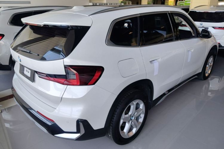 BMW X1 2023 car image #7