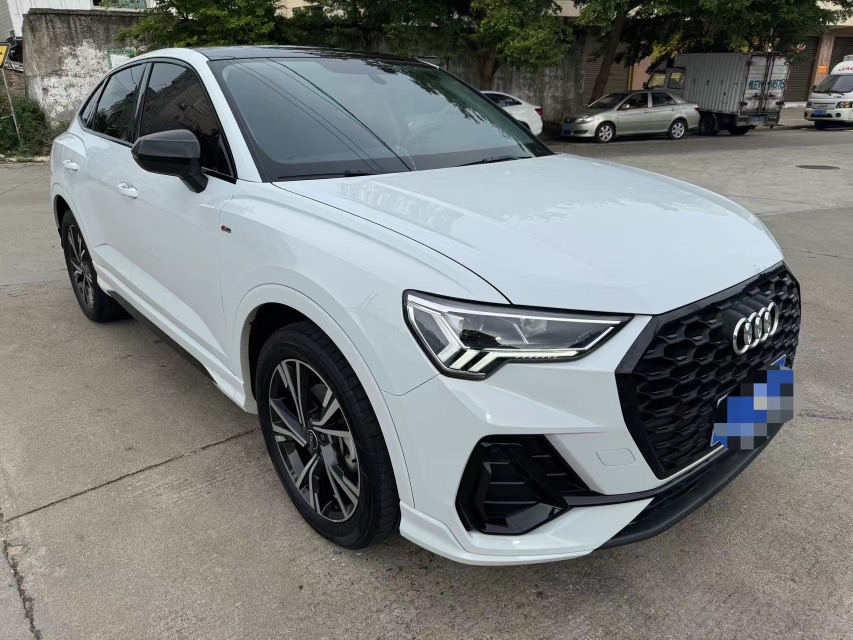 Audi Q3 Sportback 2022 car image #2