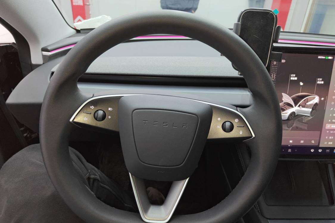 Tesla Model 3 2024 #26 Tesla Model 3 2024 car image #26
