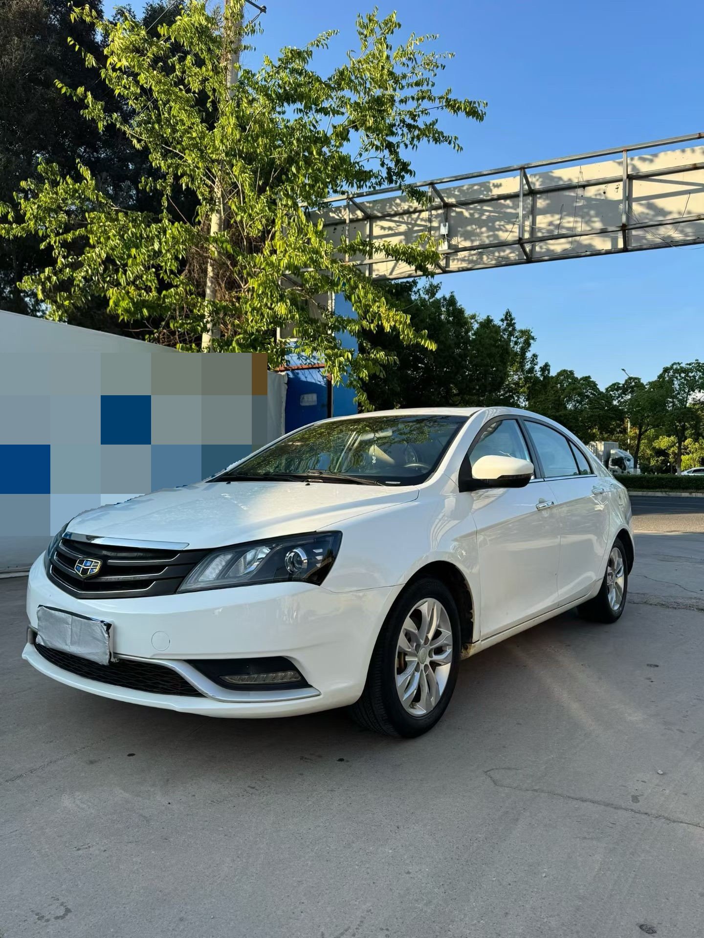 GEELY Emgrand 2014 GEELY Emgrand 2014 car image