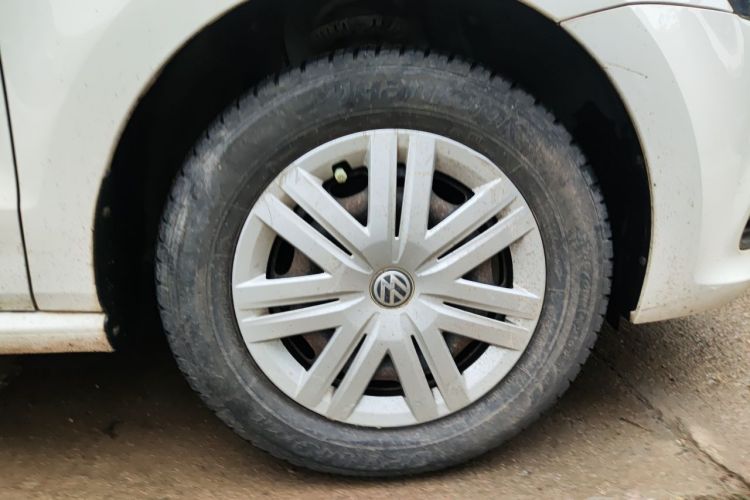 Volkswagen Polo 2015 #6 Volkswagen Polo 2015 car image #6