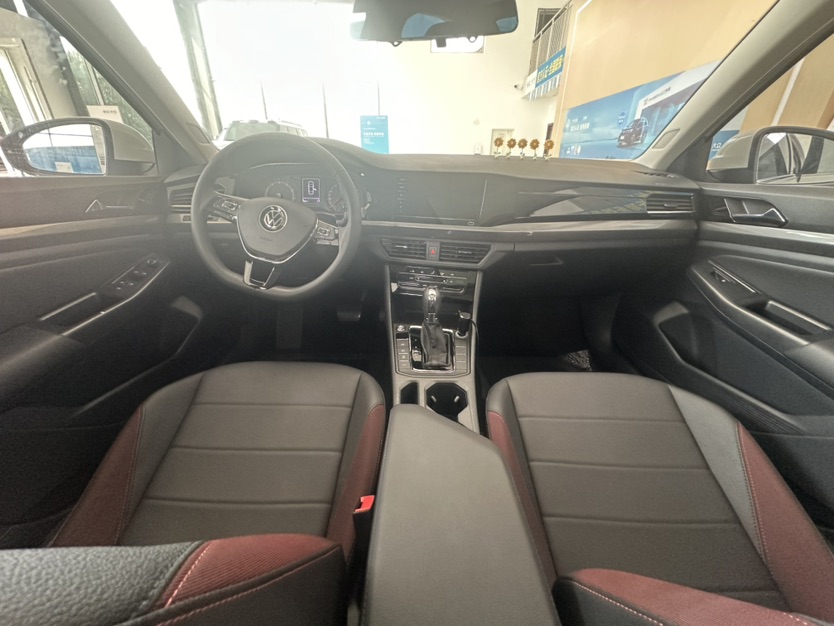Volkswagen Bora 2021 car image #8
