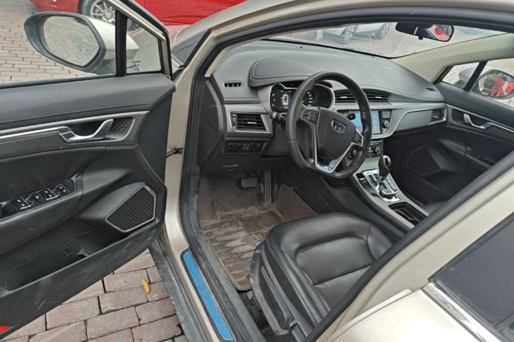 GEELY Emgrand GS 2016 #16 GEELY Emgrand GS 2016 image de voiture #16