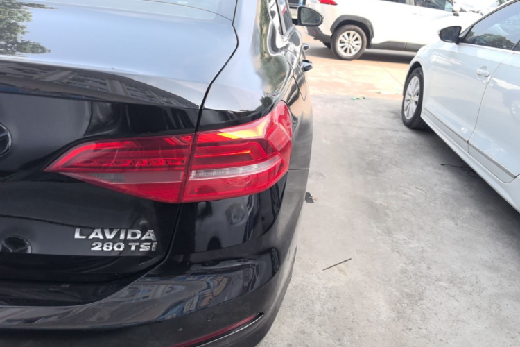 Volkswagen Lavida 2018 #8 Volkswagen Lavida 2018 car image #8