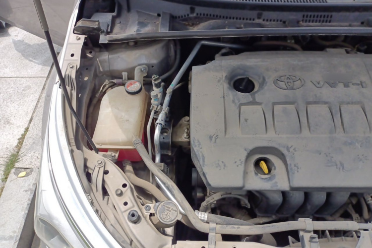2015 car image #28