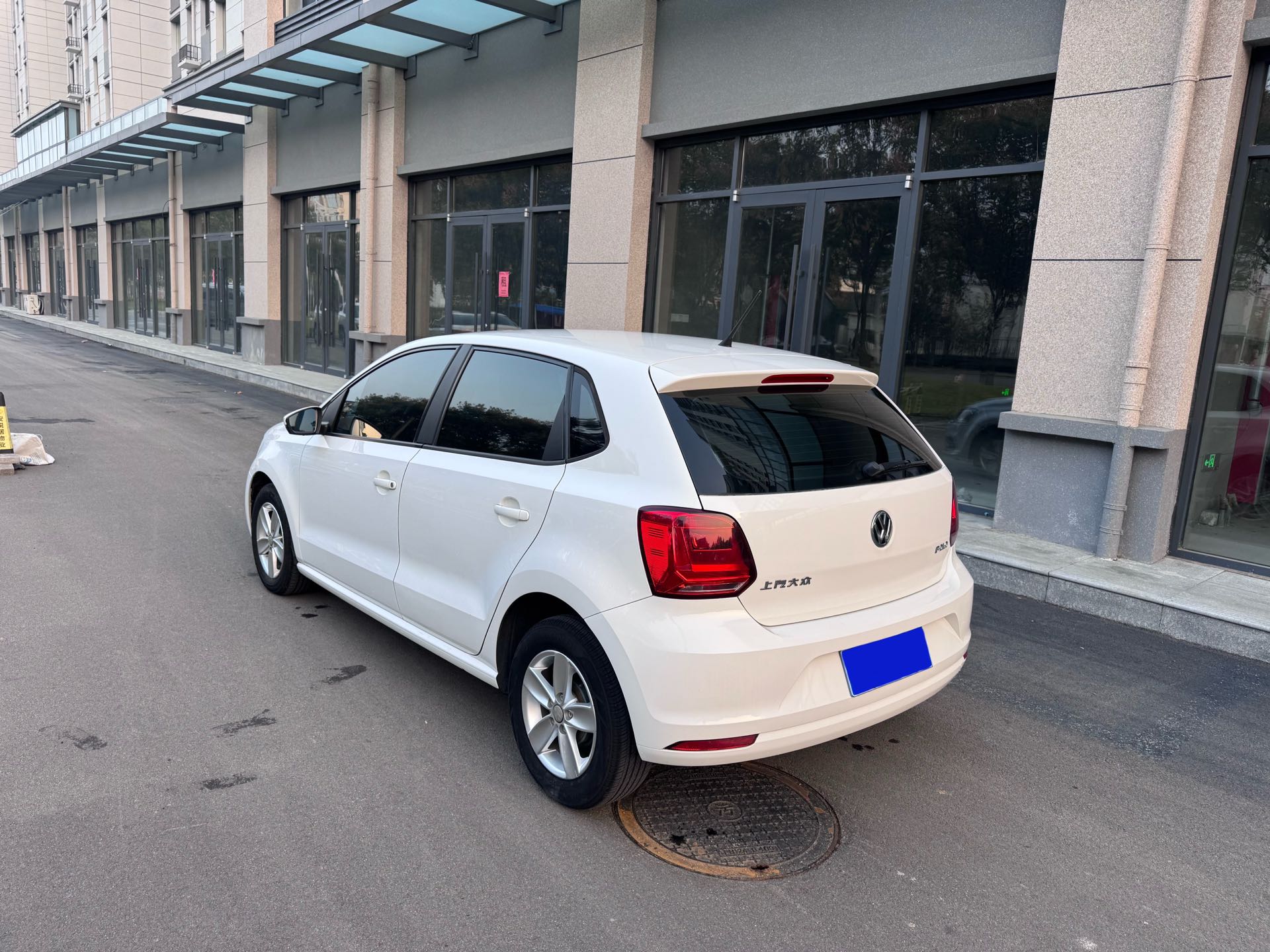 Volkswagen Polo 2017 car image #6