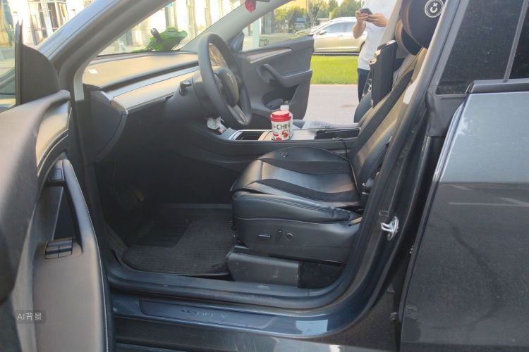 Tesla Model Y 2021 #17 Tesla Model Y 2021 car image #17
