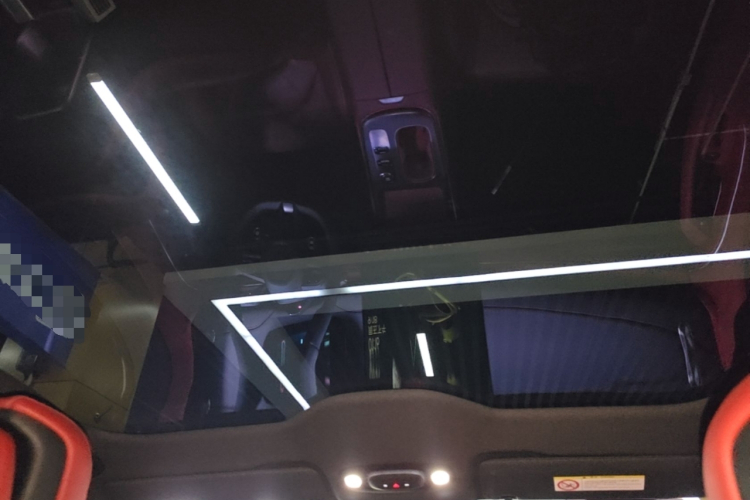 MI SU7 2024 car image #18