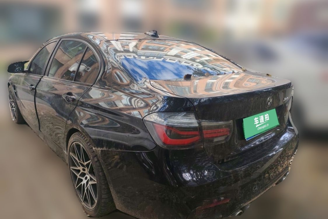 BMW 3 Series 2018 car image #3