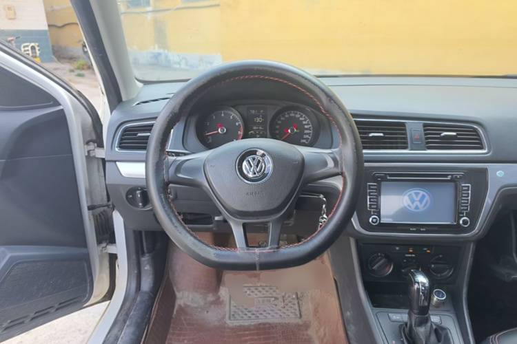 Volkswagen Lavida 2016 car image #11
