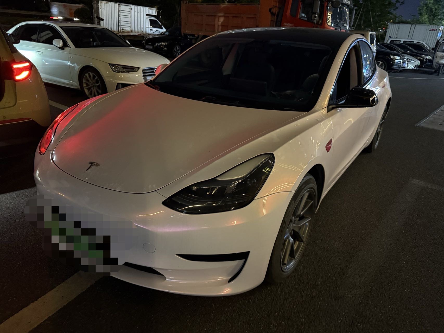 Tesla Model 3 2023 Tesla Model 3 2023 immagine di auto