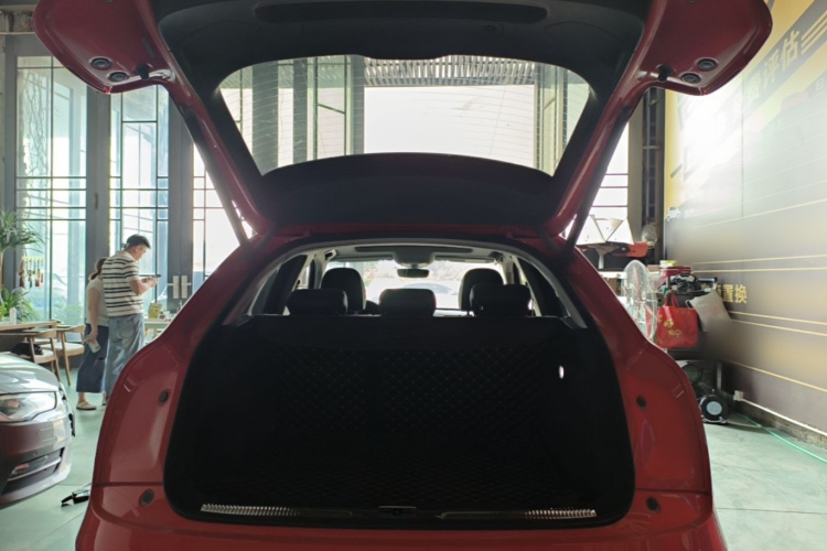 Audi Q3 2016 #19 Audi Q3 2016 car image #19