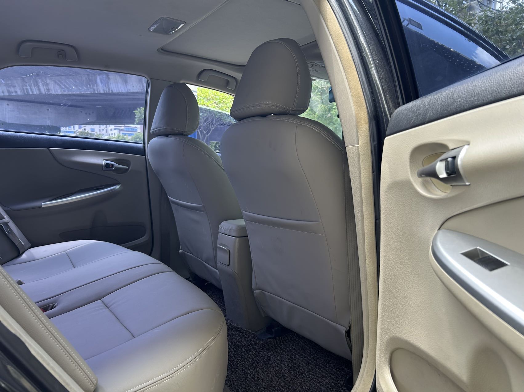 Toyota Corolla 2013 car image #8