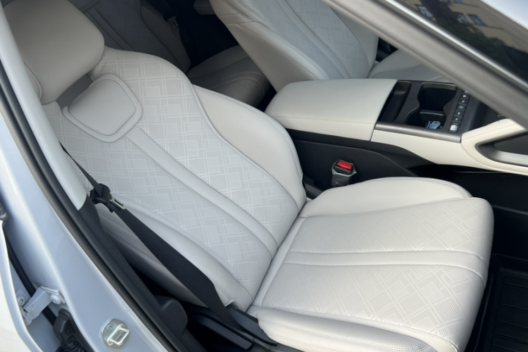 BYD YuanUP 2025 car image #22