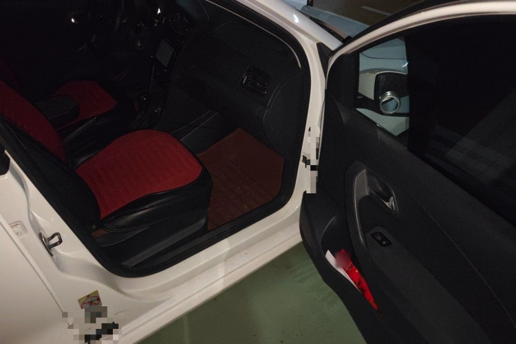 Volkswagen Polo 2016 #27 Volkswagen Polo 2016 car image #27