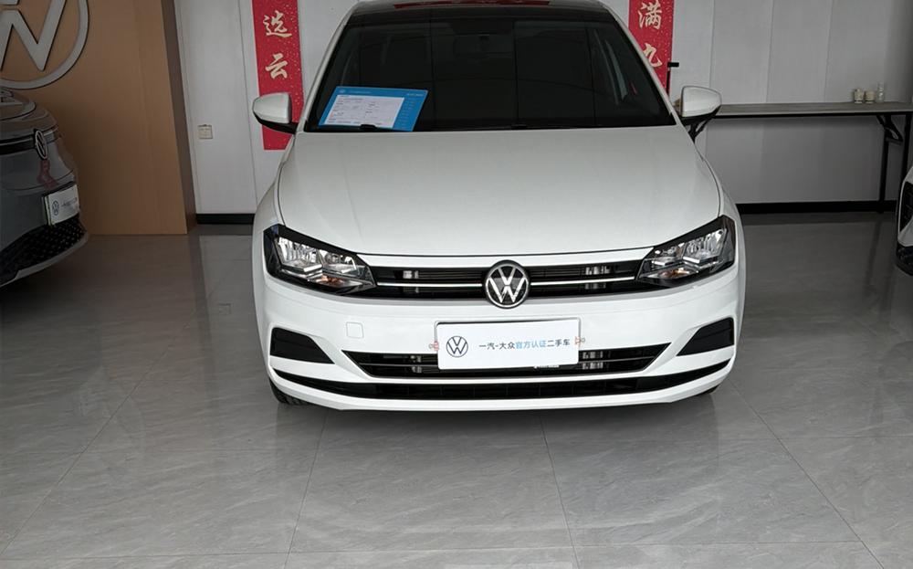 Volkswagen Polo 2024 car image #2