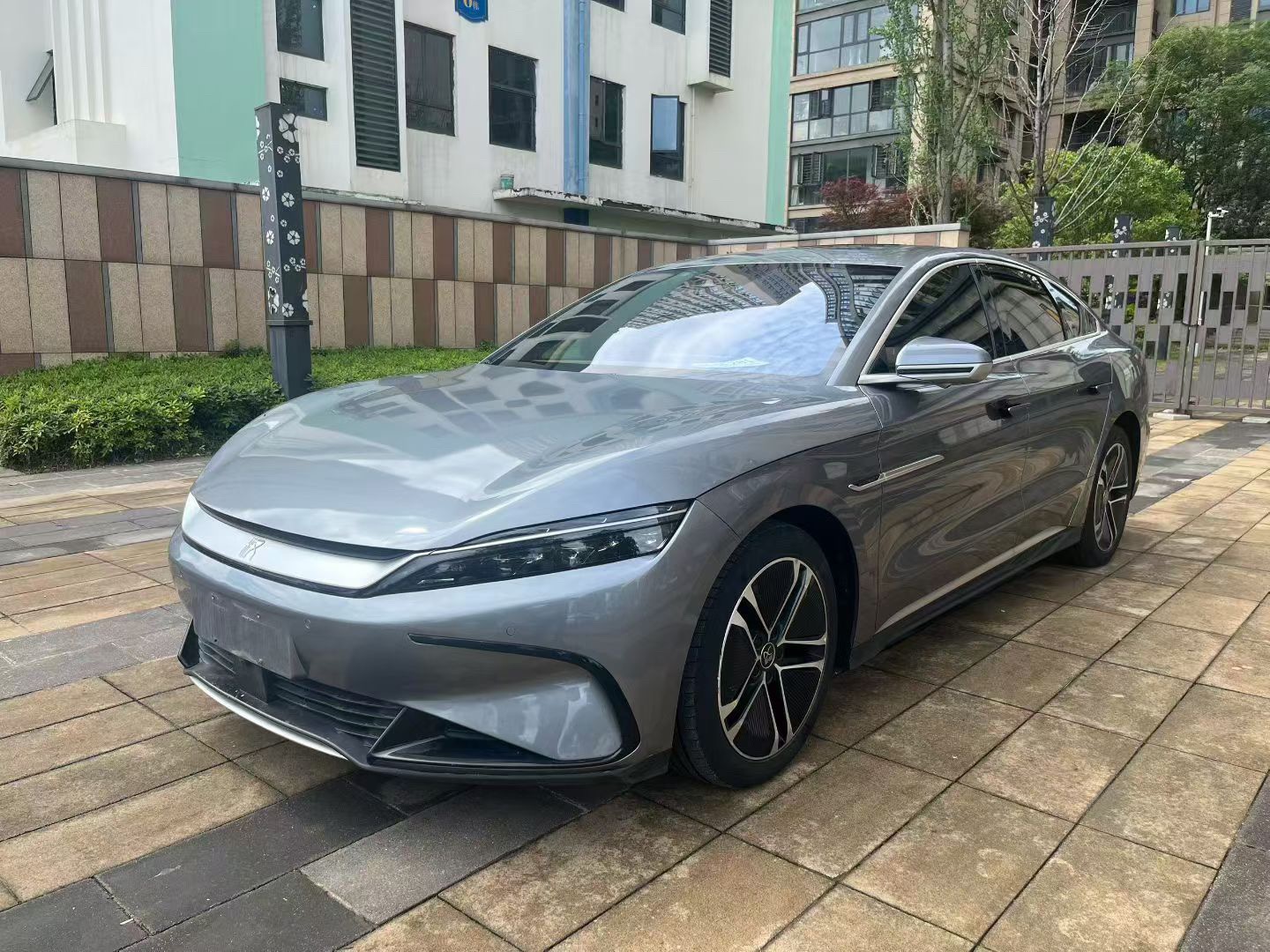 BYD Han 2024 car image 