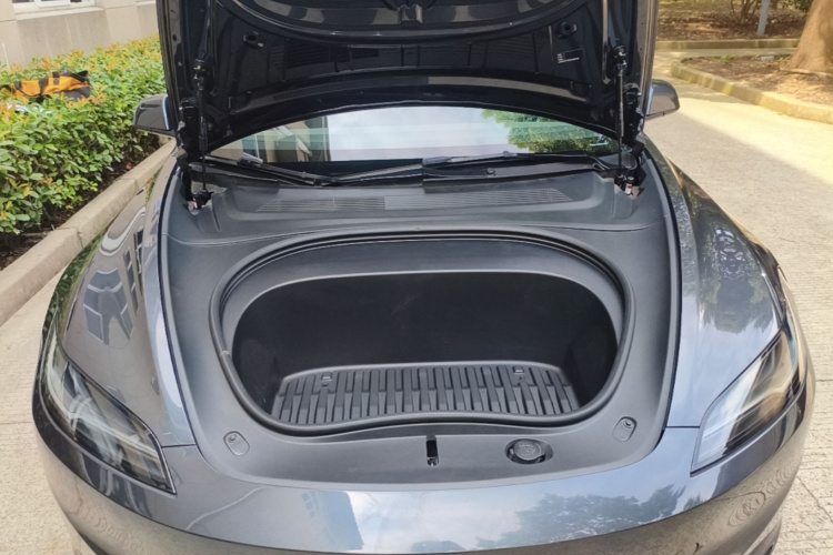 Tesla Model 3 2025 #20 Tesla Model 3 2025 car image #20