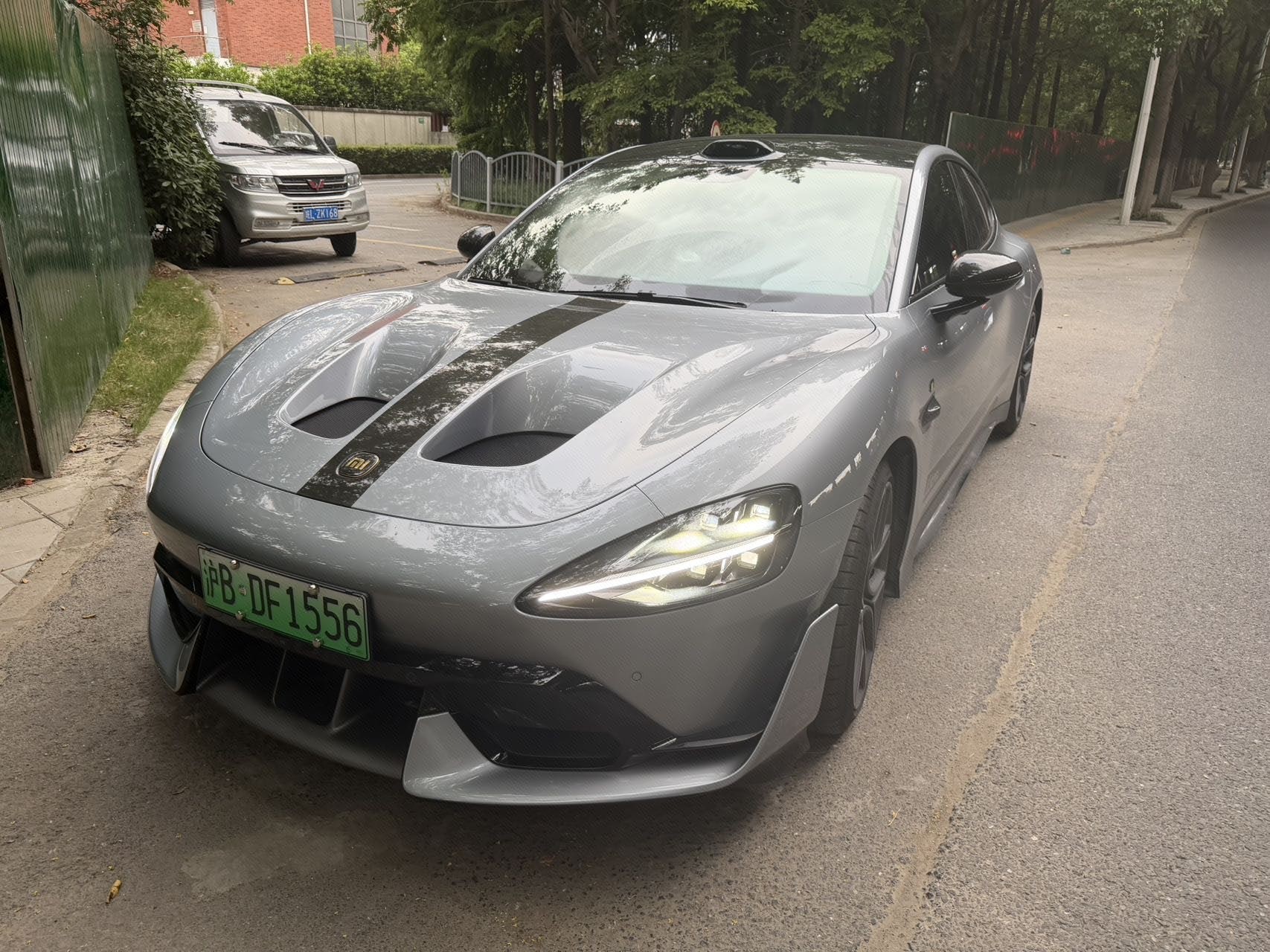 MI SU7 Ultra 2025 car image 