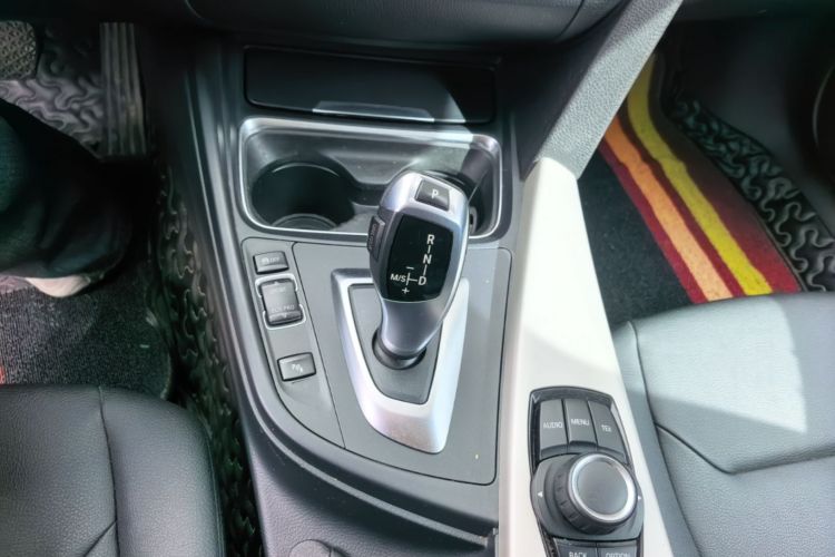 BMW 3 Series 2015 #14 BMW 3 Series 2015 car image #14