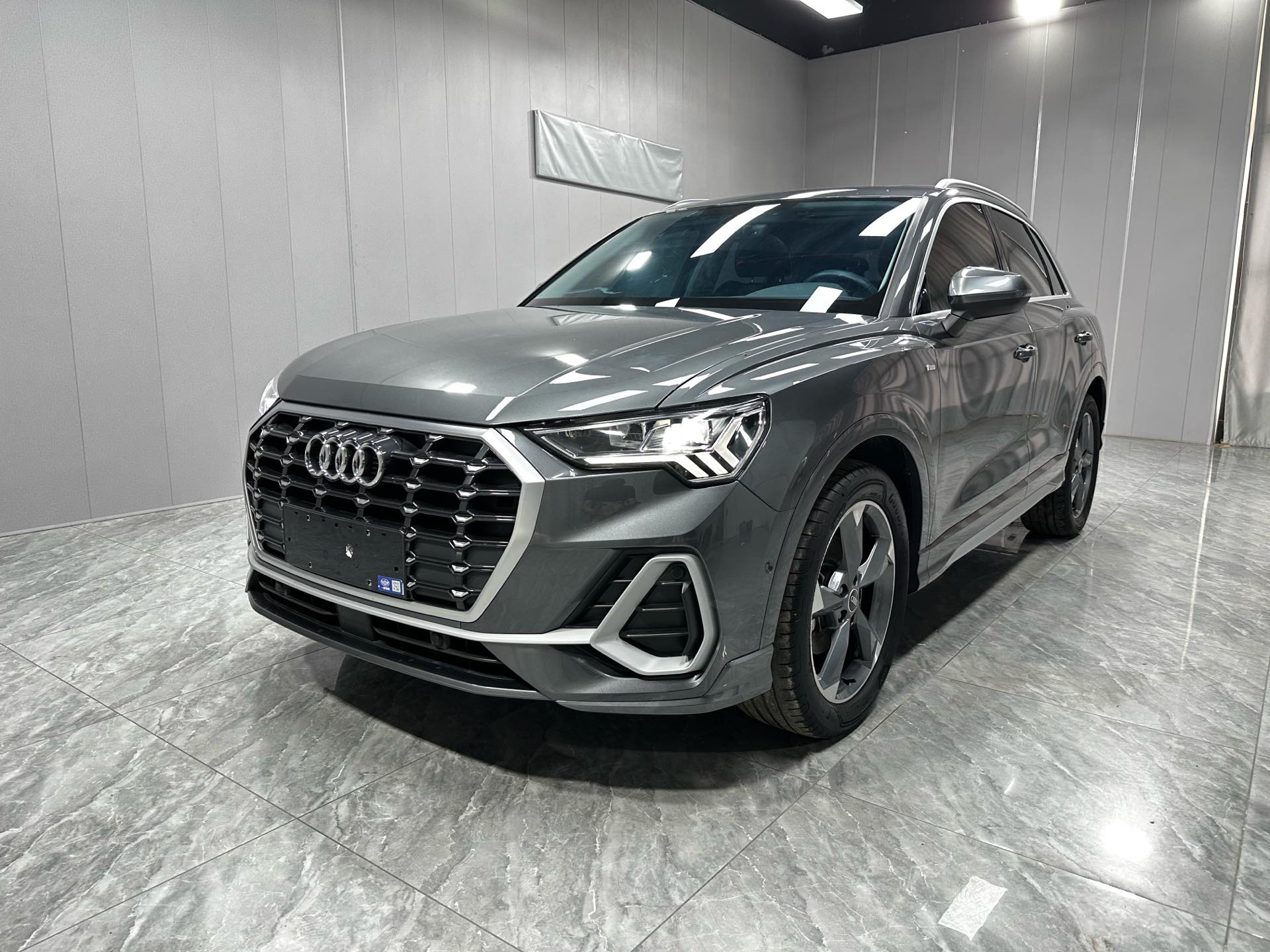 Audi Q3 2023 Audi Q3 2023 car image