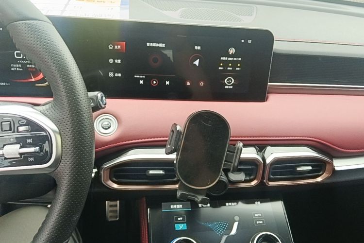 Jetour X70 PLUS 2022 car image #13