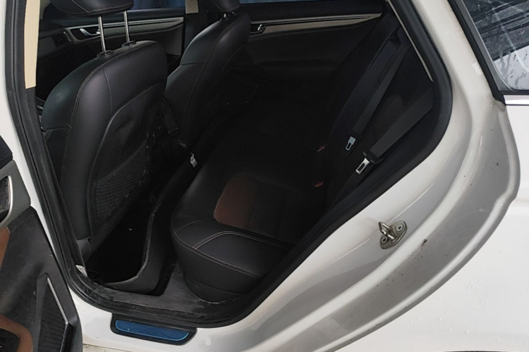 GEELY Emgrand GL 2017 #19 GEELY Emgrand GL 2017 imagen de coche #19