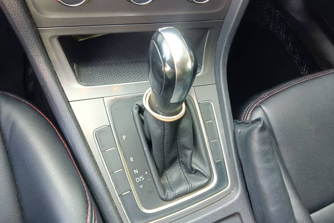 Volkswagen Golf 2016 car image #29